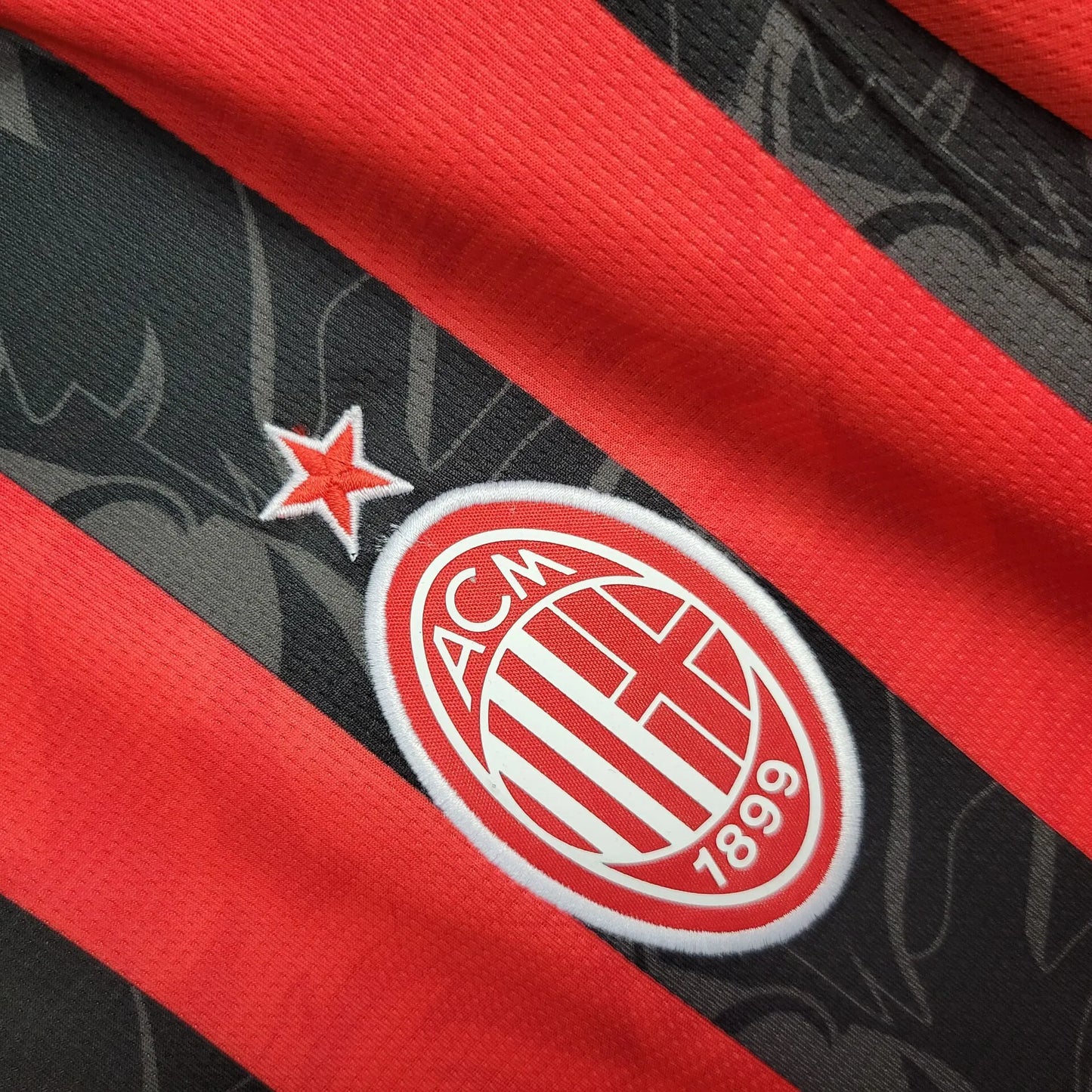 Camisa AC Milan I 25/26 Torcedor Masculina