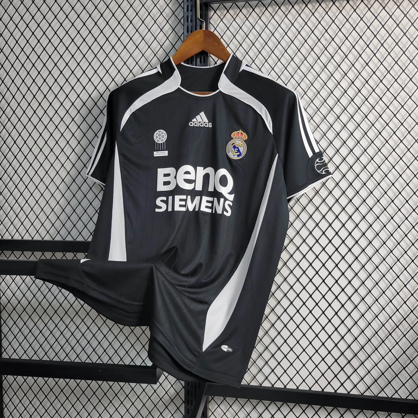 Camisa Retro Real Madrid I 06/07 Torcedor Masculina