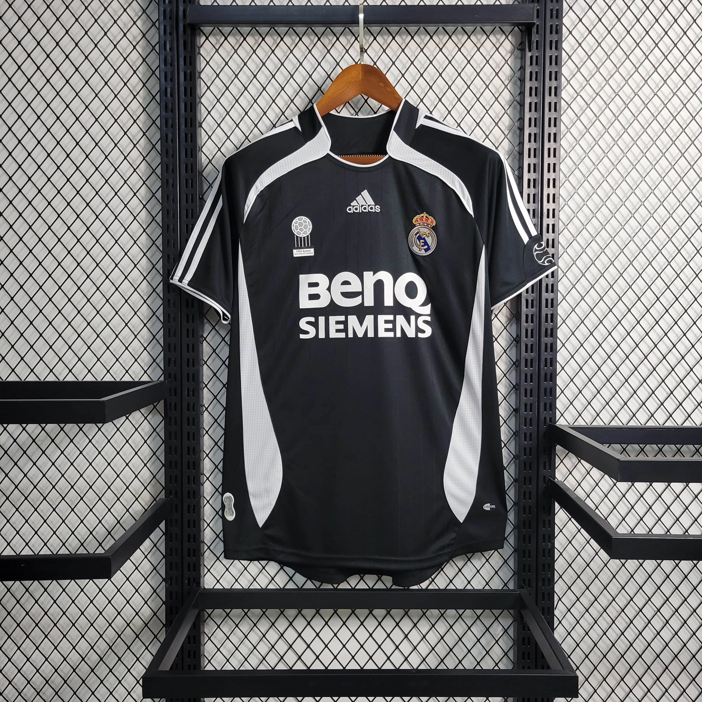 Camisa Retro Real Madrid I 06/07 Torcedor Masculina