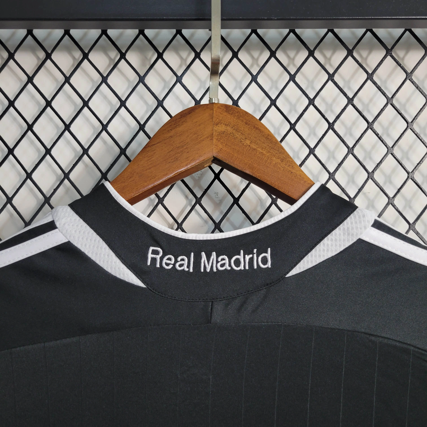 Camisa Retro Real Madrid I 06/07 Torcedor Masculina