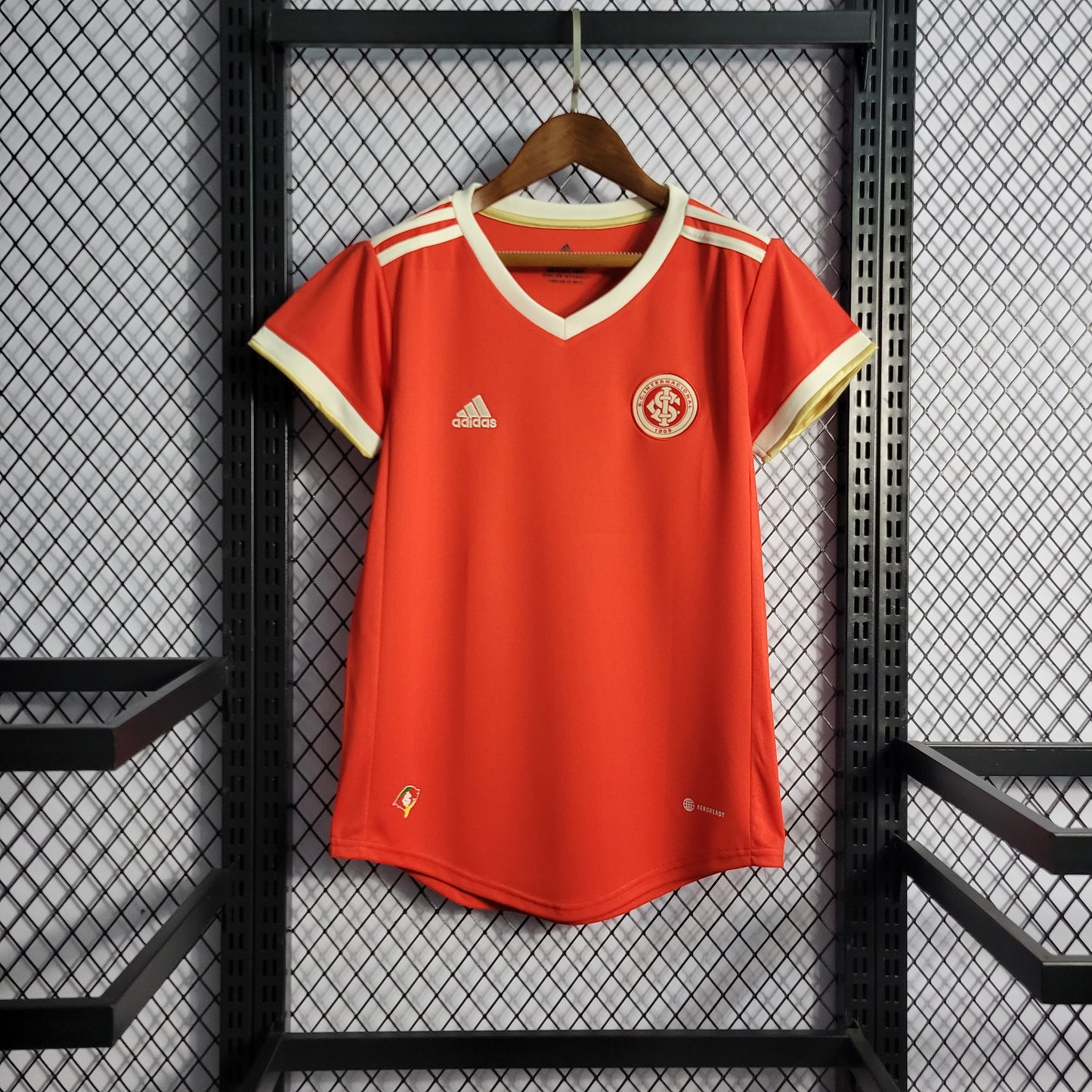 Camisa Internacional | 22/23 Torcedor Feminina