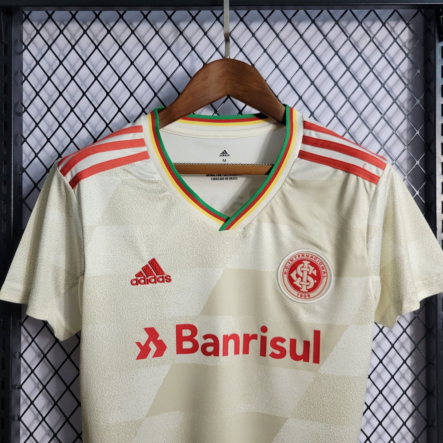 Camisa Internacional | 22/23 Torcedor Feminina