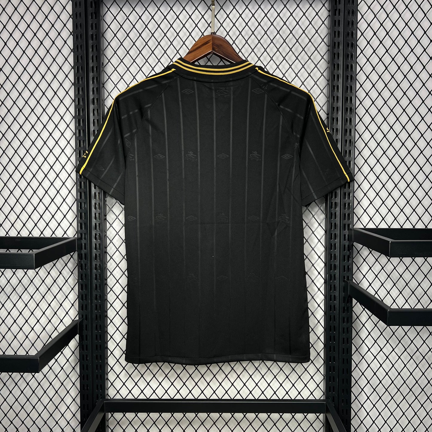 Camisa Santos I 24/25 Charlie Brown Jr