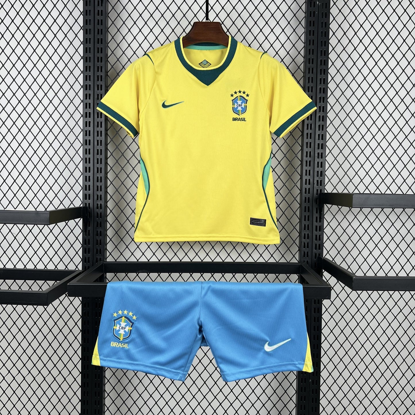 Kit Infantil Brasil Amarela I 2026