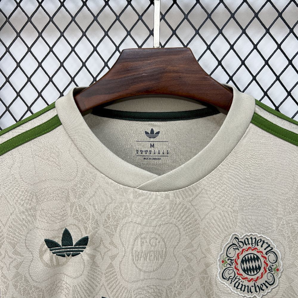 Camisa Bayern de Munique I 25/26 Oktoberfest