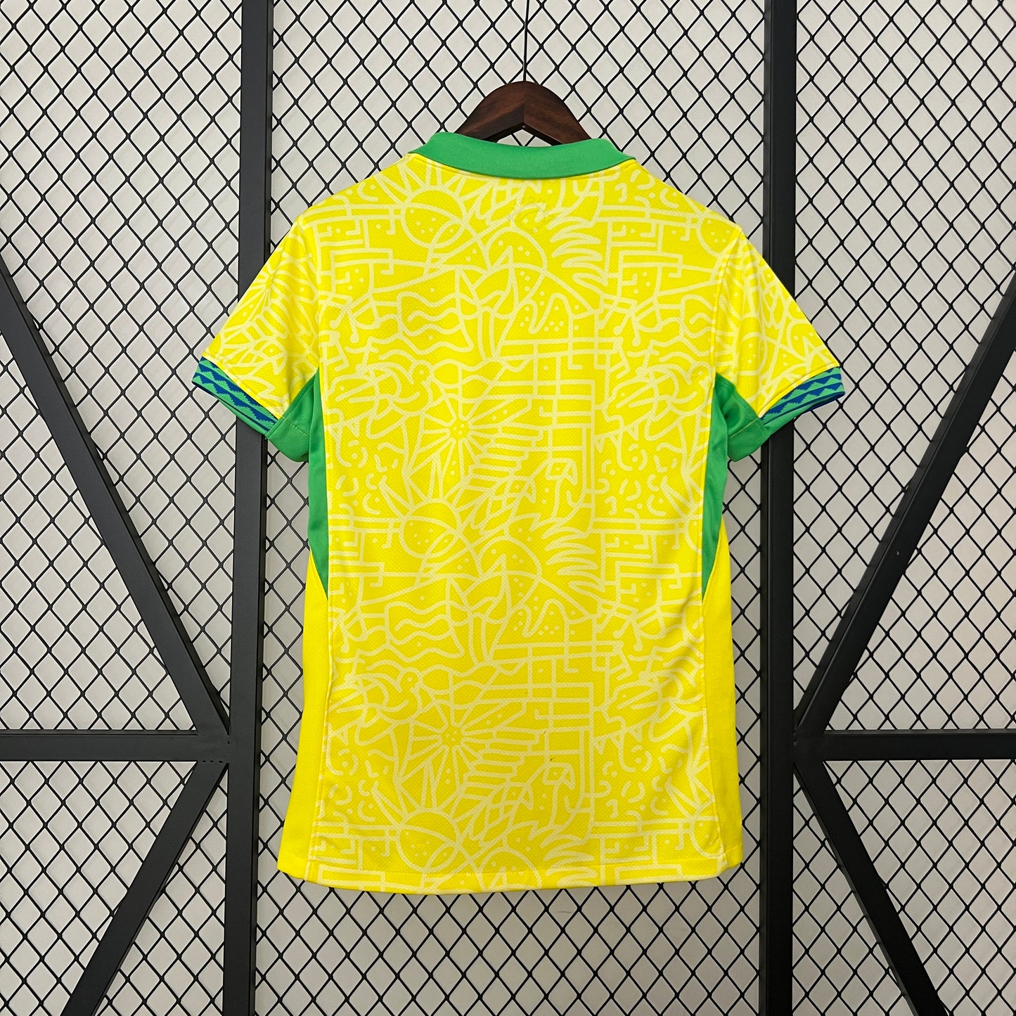 Camisa Amarela Brasil I 24/25 Torcedor Feminina