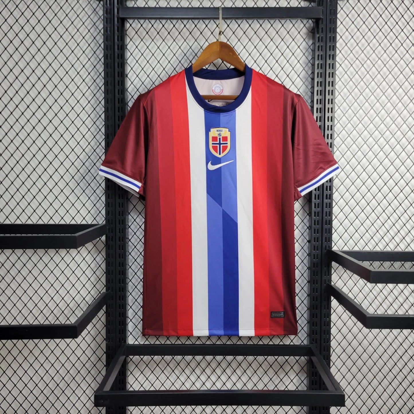 Camisa Noruega I 24/25 Torcedor Masculina