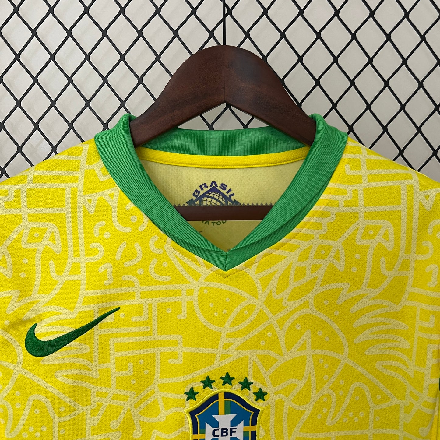 Camisa Amarela Brasil I 24/25 Torcedor Feminina