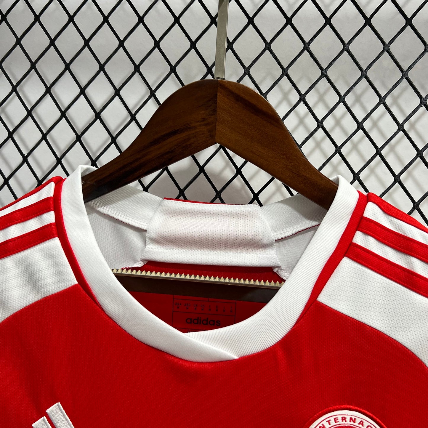 Camisa Internacional I 24/25 Feminina