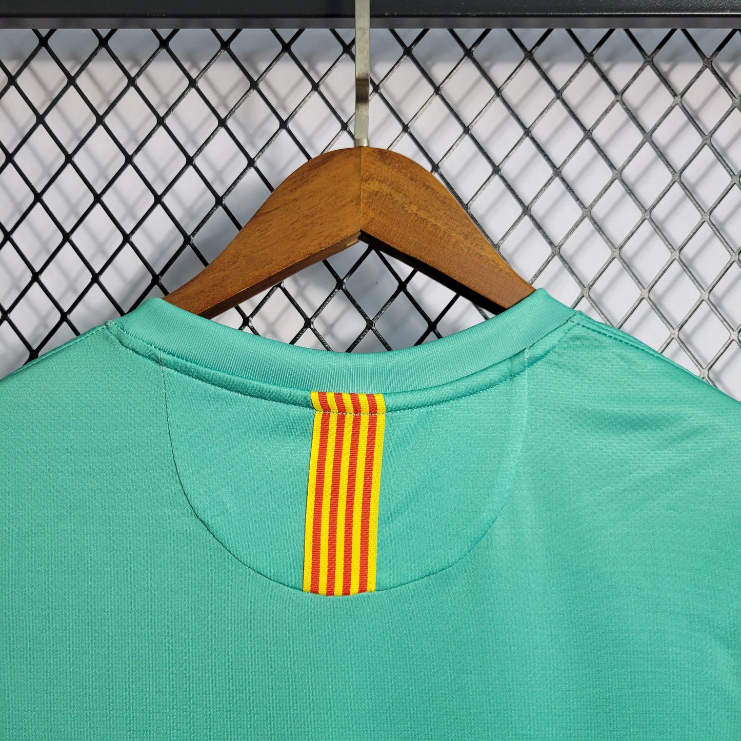 Camisa Retro Barcelona I 10/11 Torcedor Masculina