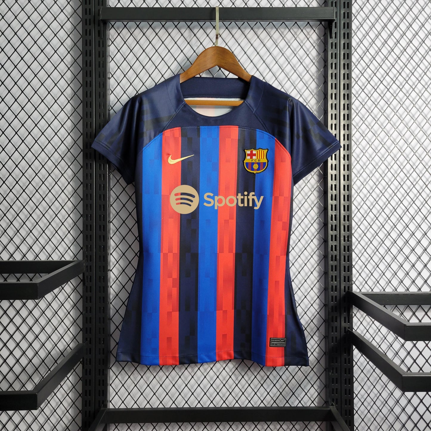 Camisa Barcelona I 22/23 Torcedor Feminina