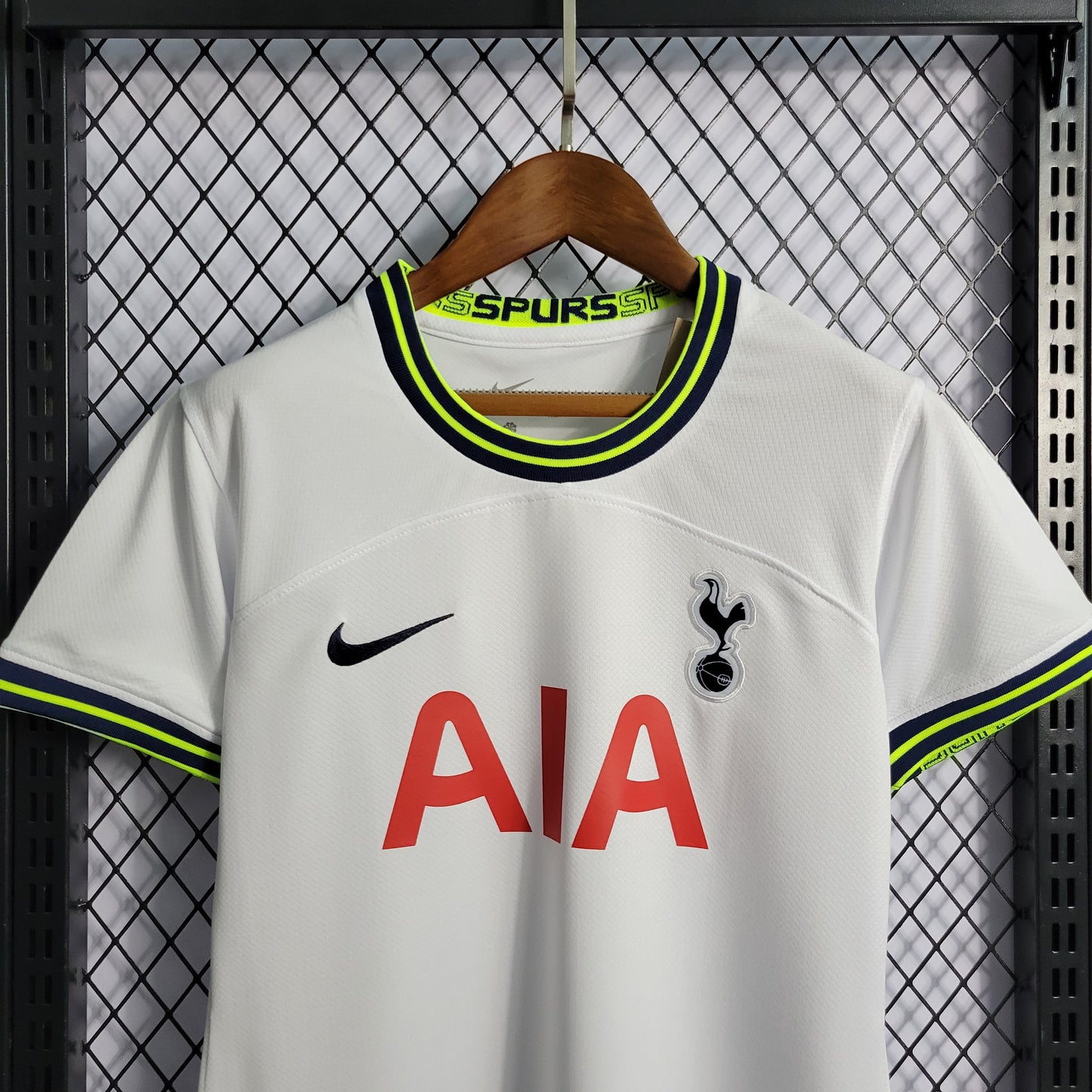 Camisa Tottenham I 22/23 Torcedor Feminina