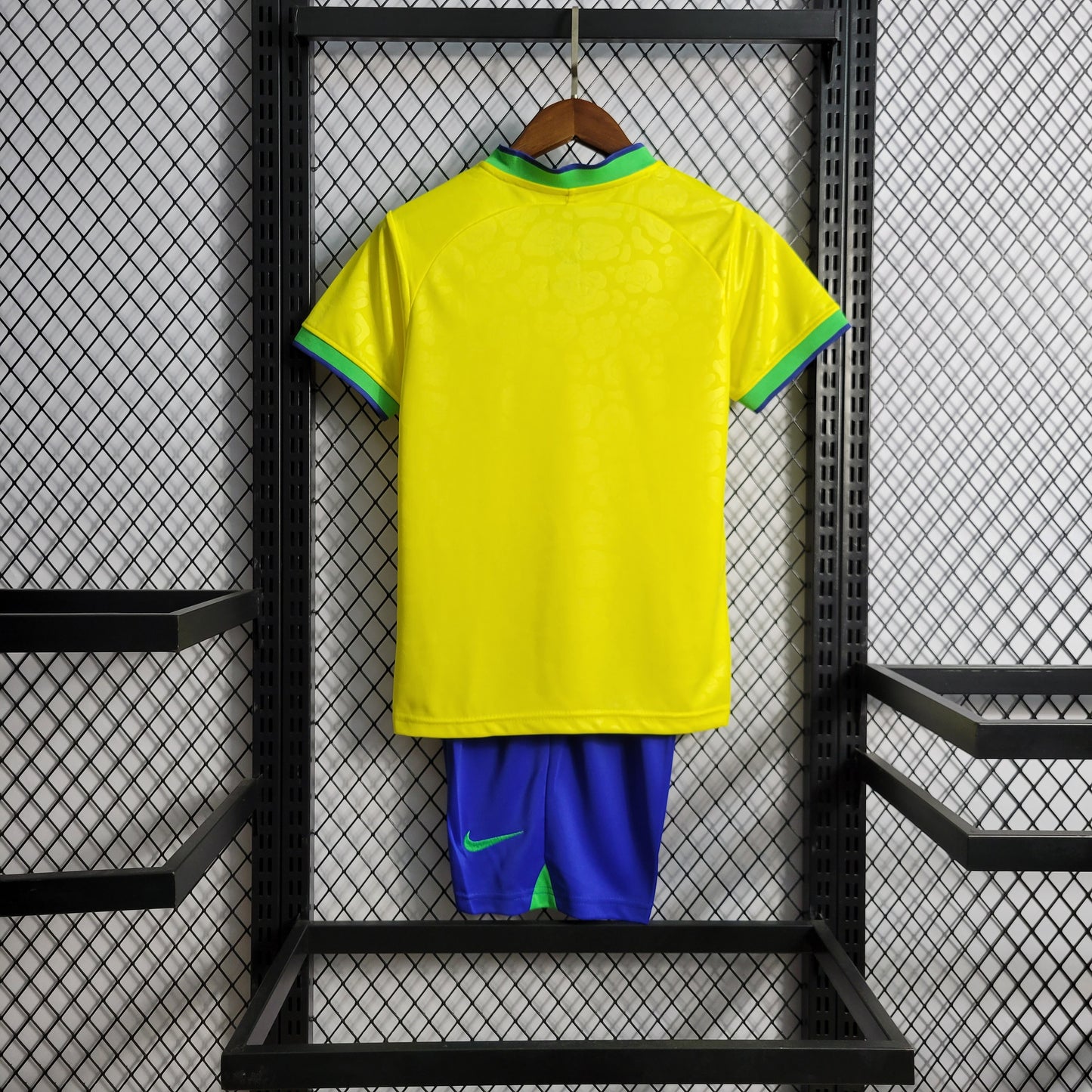 Kit Infantil Brasil I 22/23 Torcedor