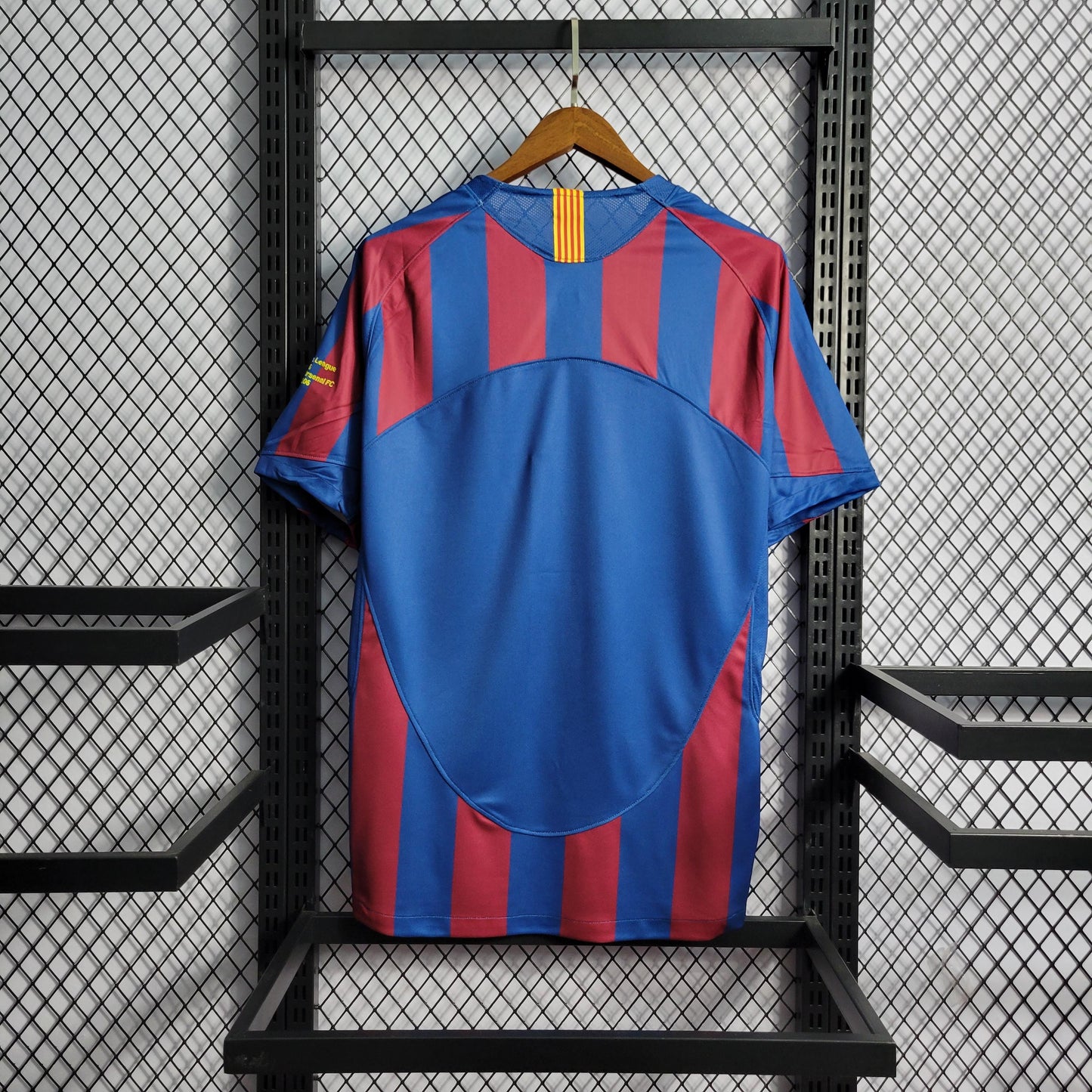 Camisa Retro Barcelona I 2006 Torcedor Masculina