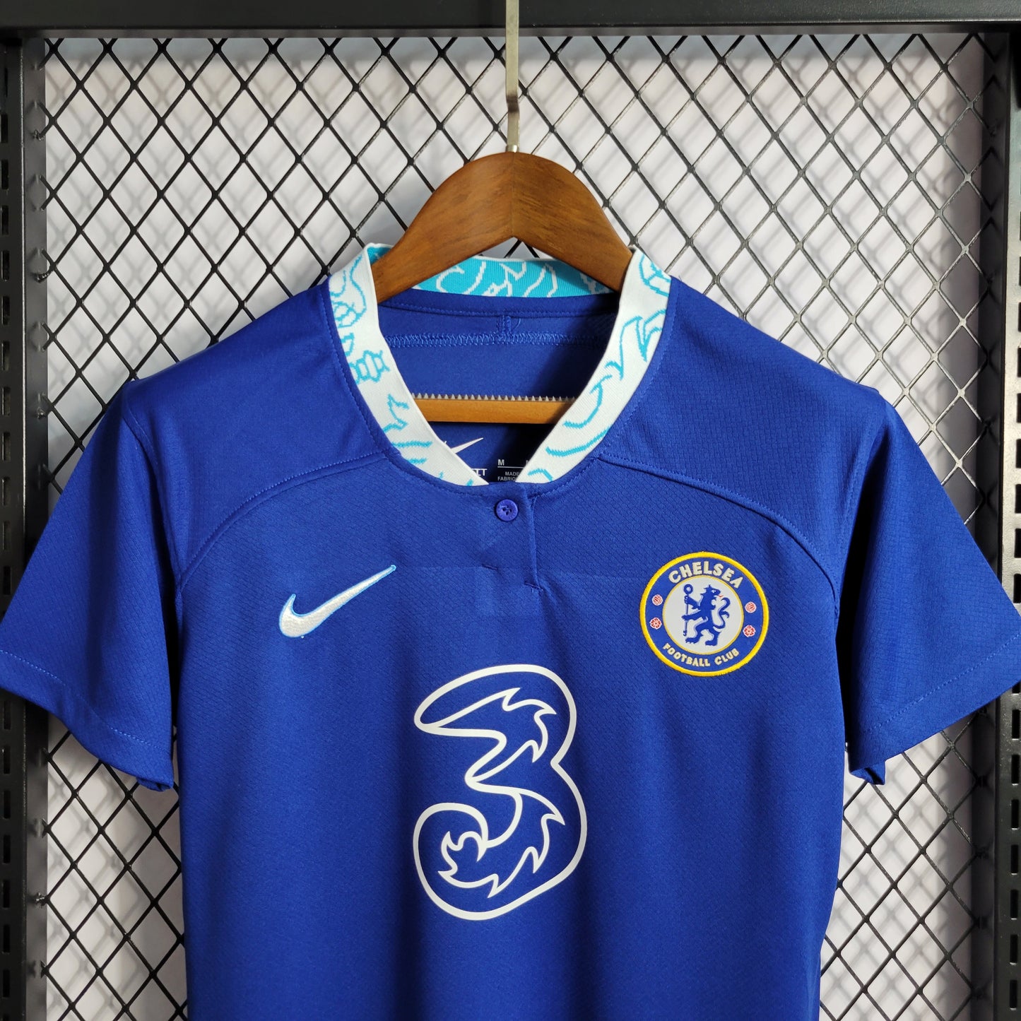 Camisa Chelsea 22/23 Torcedor Feminina